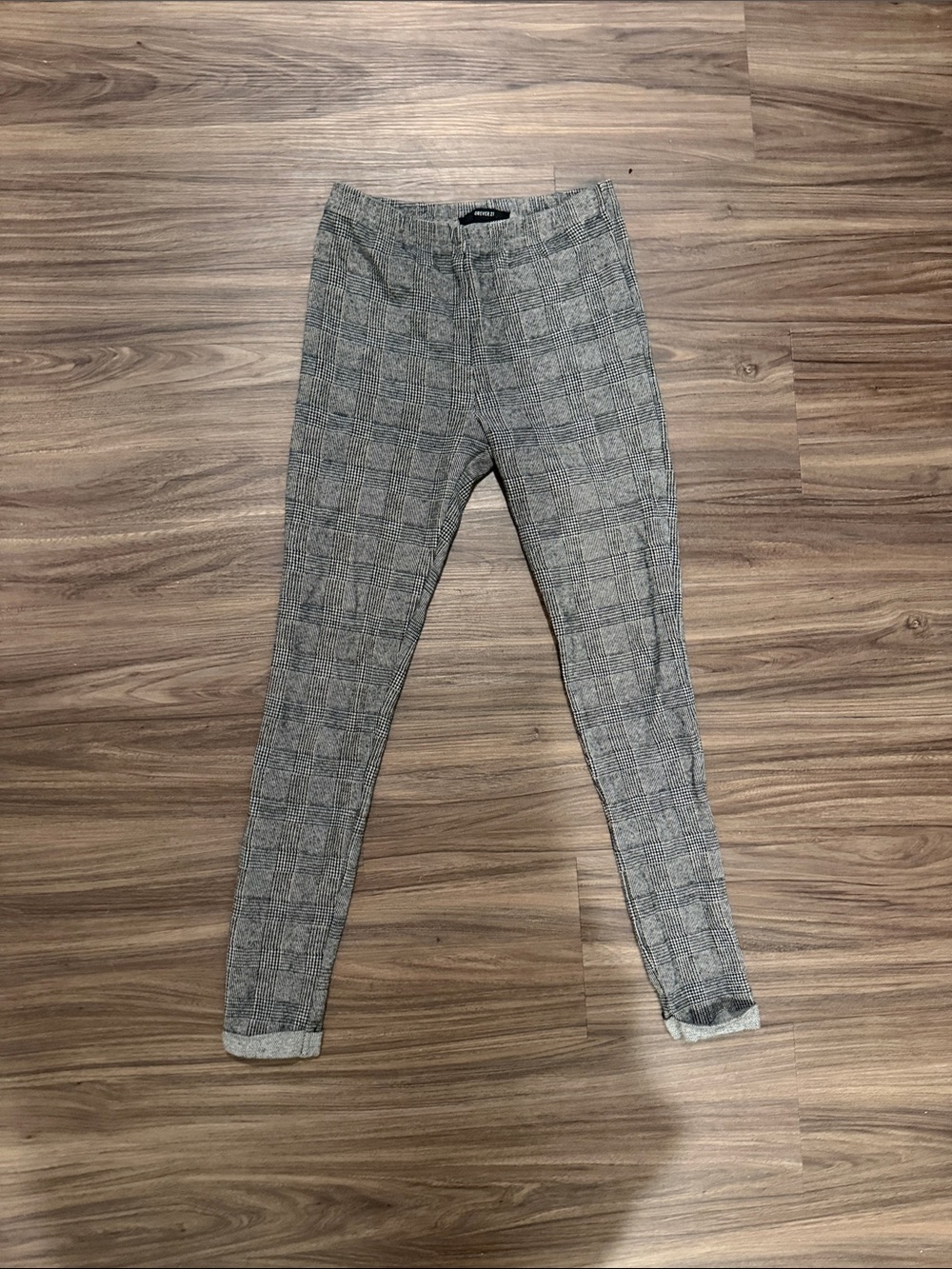 Women’s Gray Plaid Slim Fit Pants